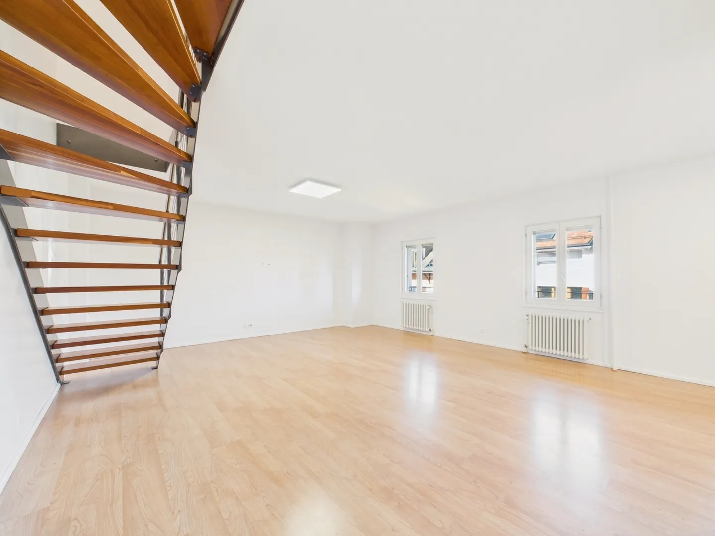 Bright and renovated duplex - A modern and comfortable living space_ Casatax - Photo 2 of 12