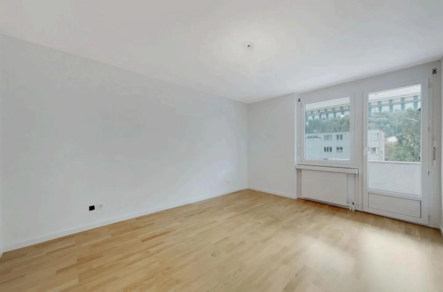 Appartamento 4,5 locali con camino e vista su Gonzen e Pizol - Foto 10 di 12