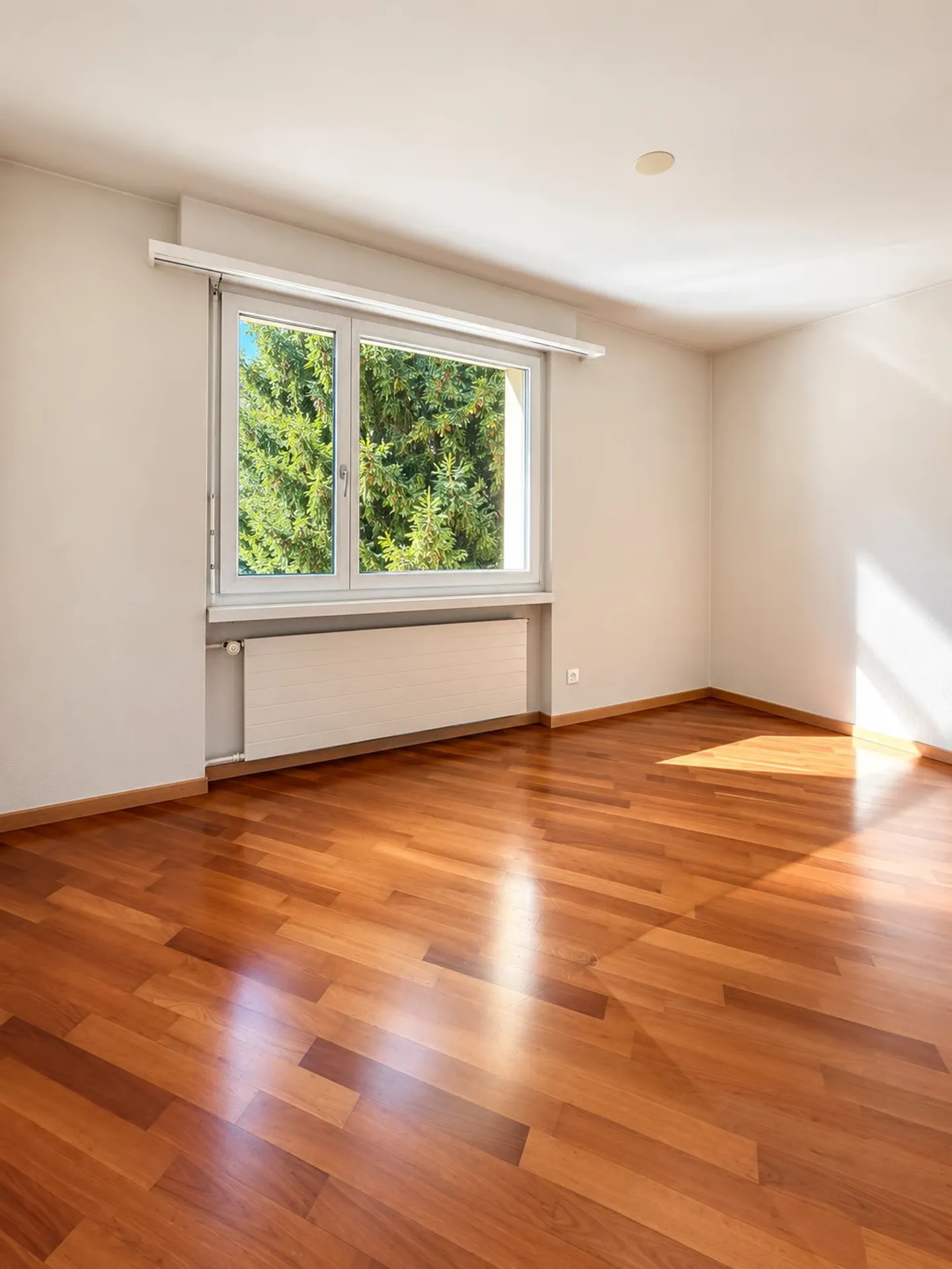 3.5-room condominium with lake and panoramic view in Meilen - Photo 12 of 13