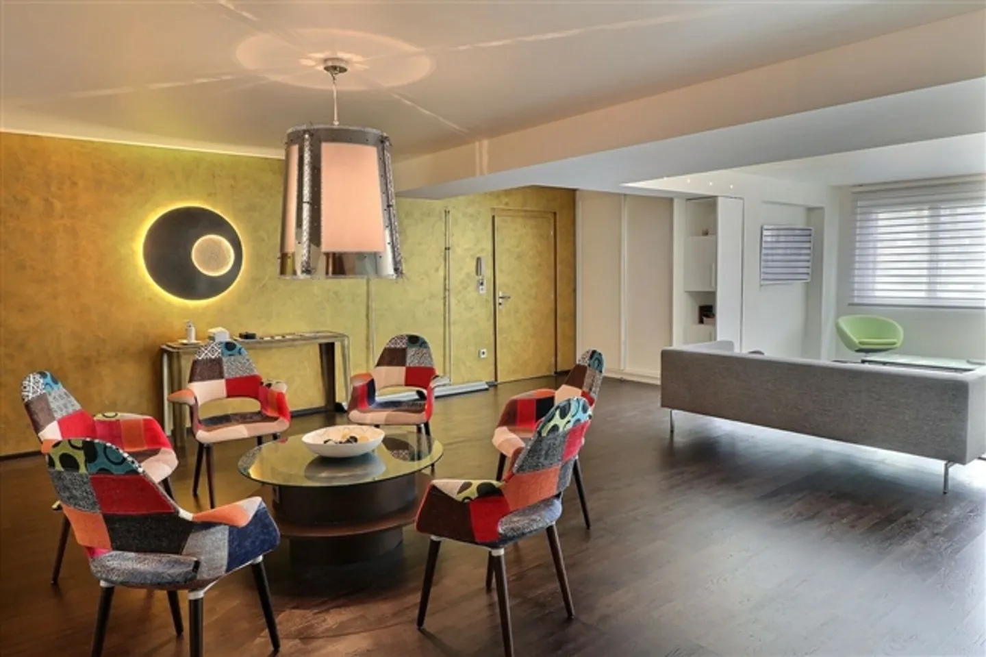 Propriétés commerciales de haute qualité au centre de Montreux - Photo 1 sur 13