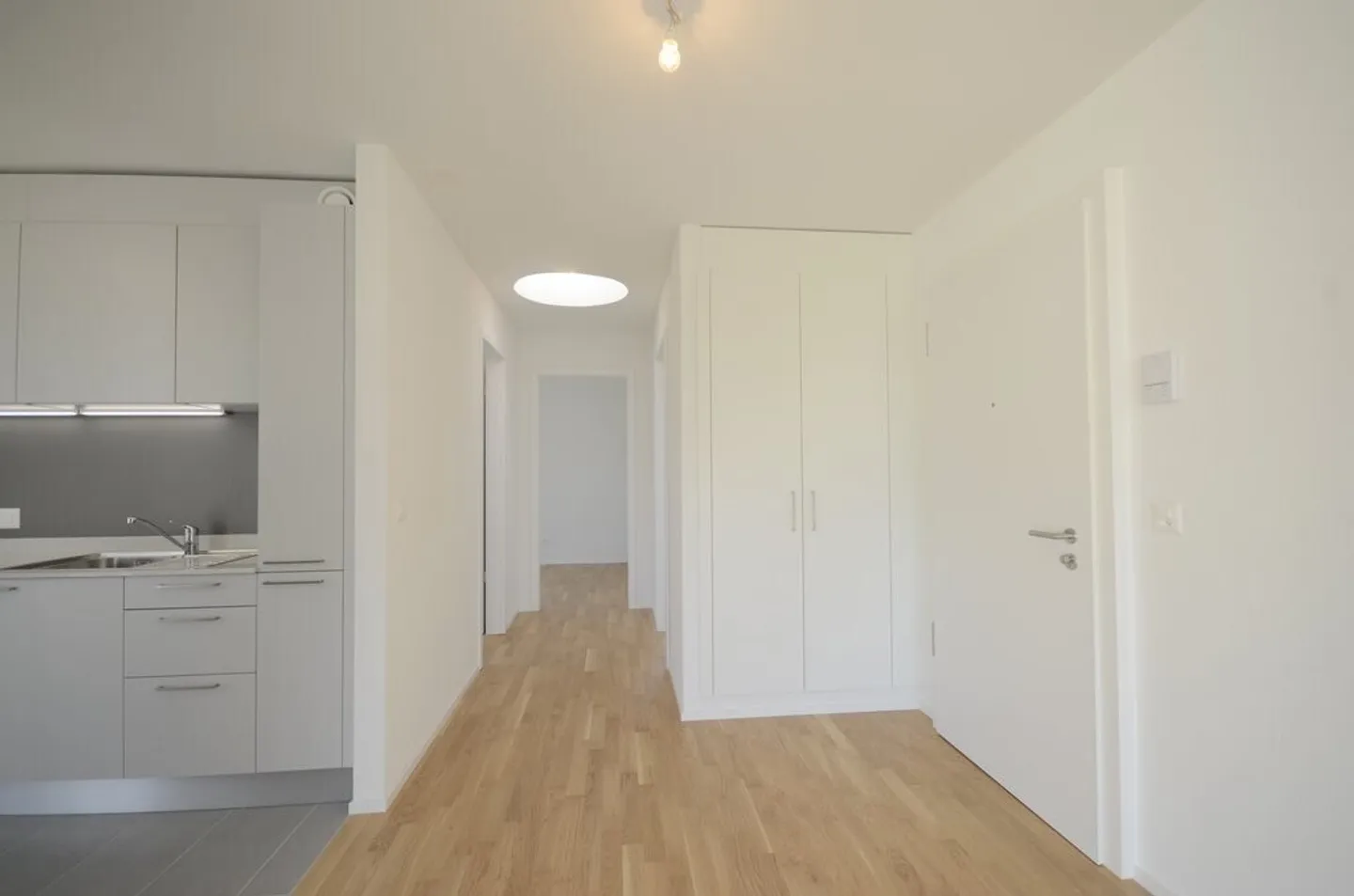 Modern apartment in the heart of Bussigny - Photo 1 of 6