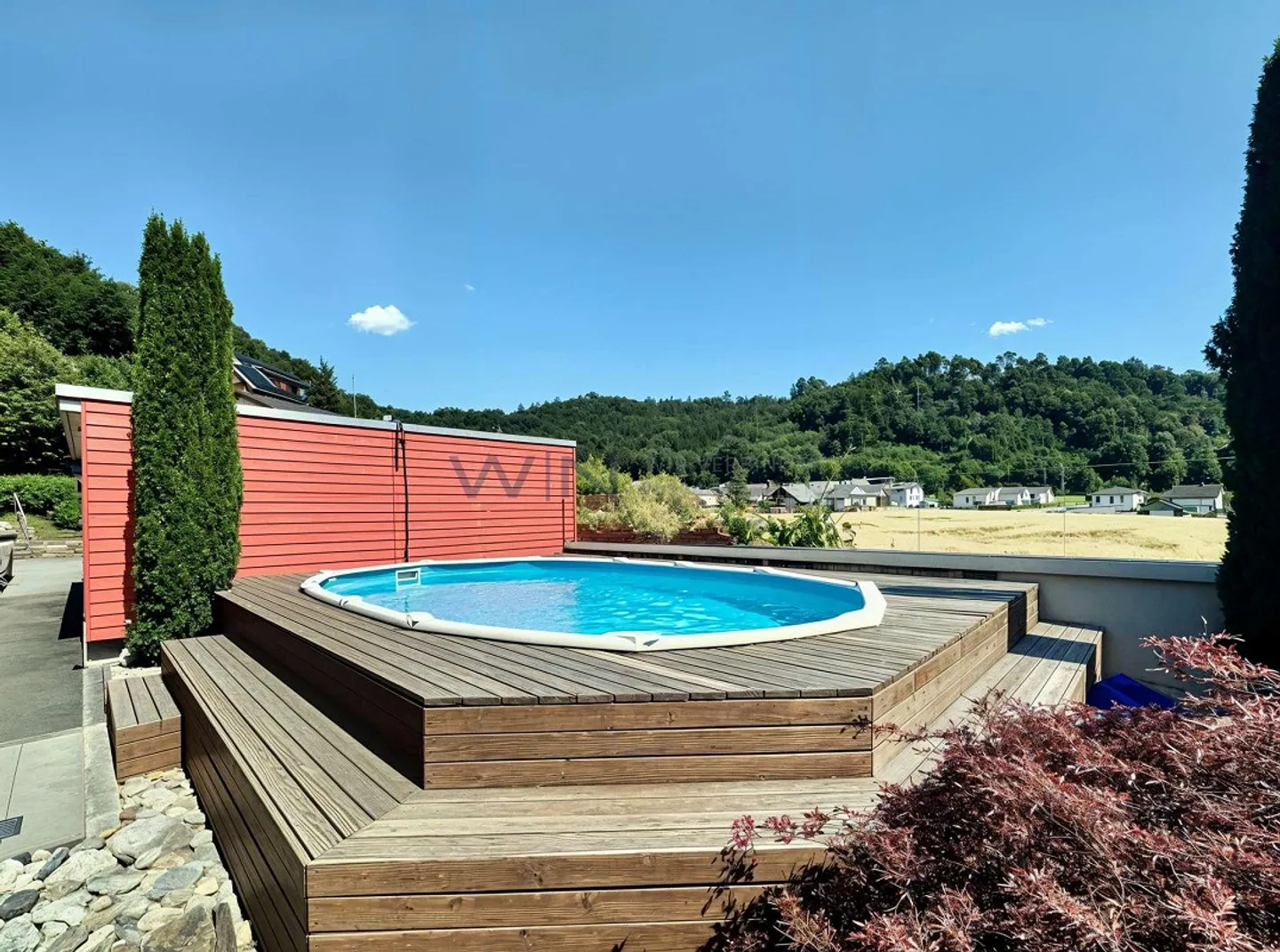 Charmantes Familienhaus mit Pool - Foto 6 von 8