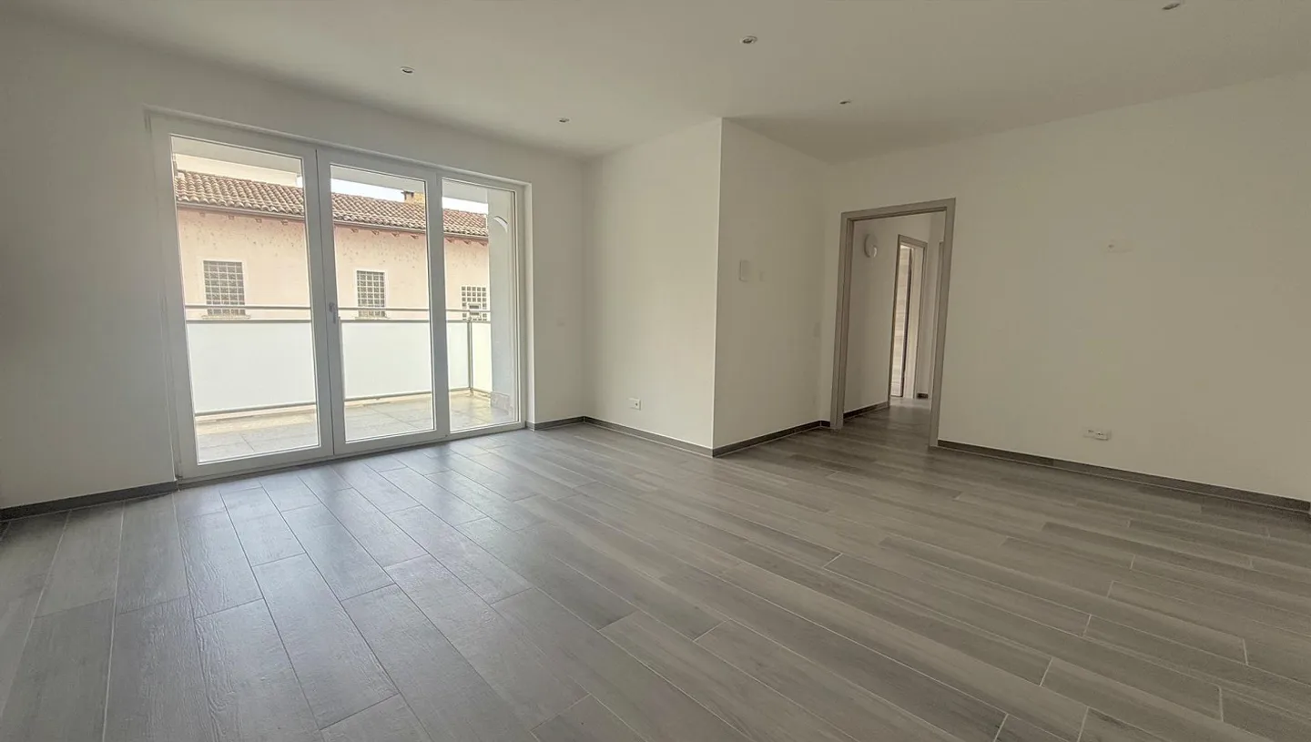 Affascinante Casa Indipendente a Vacallo - Foto 3 di 14