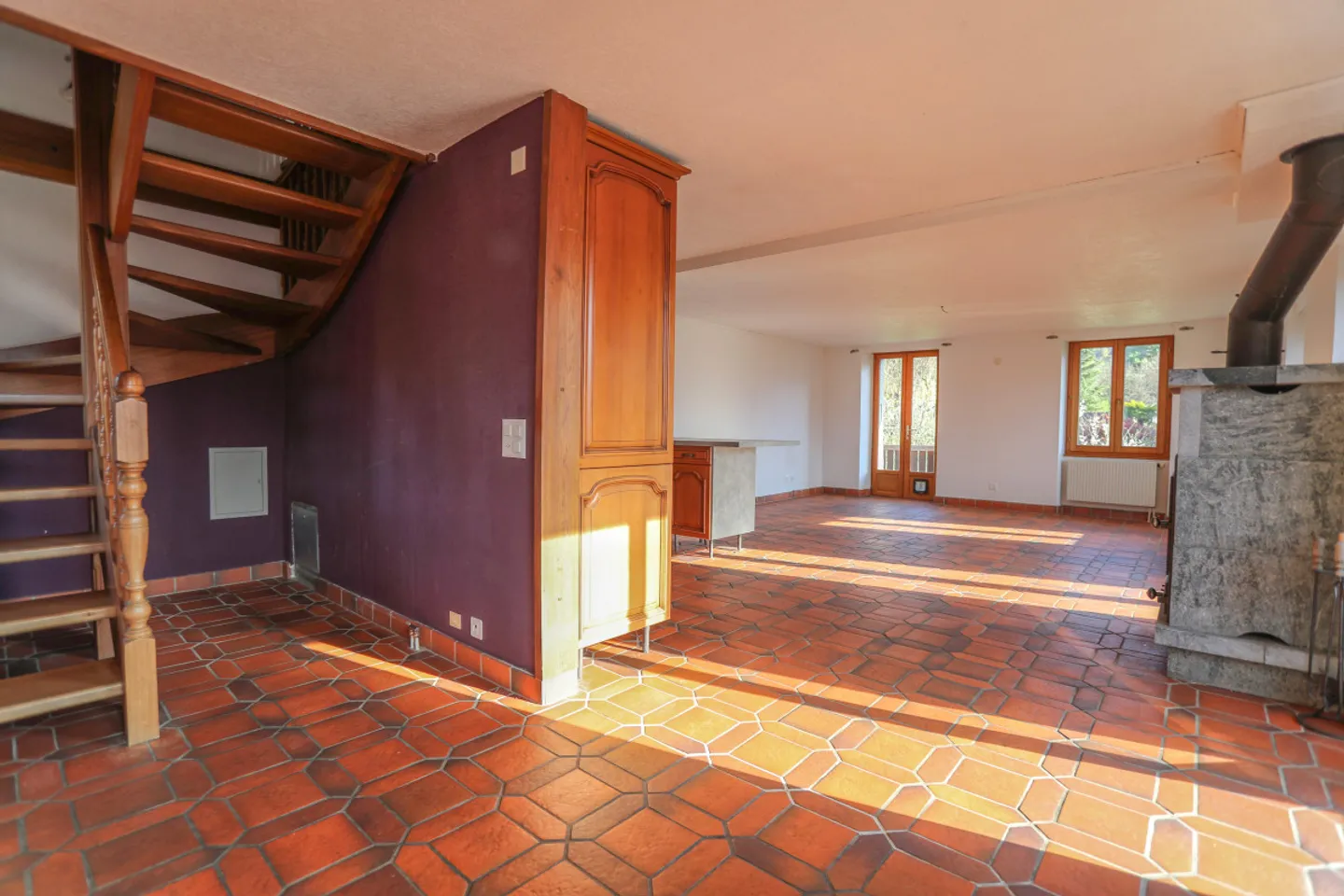 Maison de 2 appartements 3,5 pièces + 1 studio, Grand potentiel ! - Foto 9 von 14