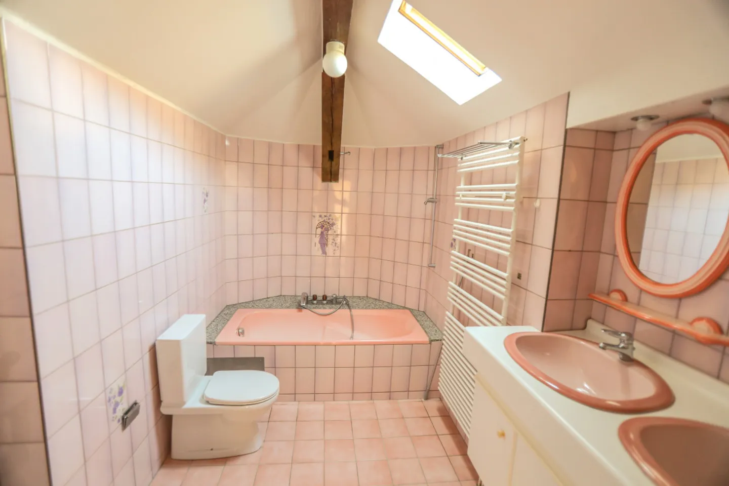 Maison de 2 appartements 3,5 pièces + 1 studio, Grand potentiel ! - Foto 11 von 14