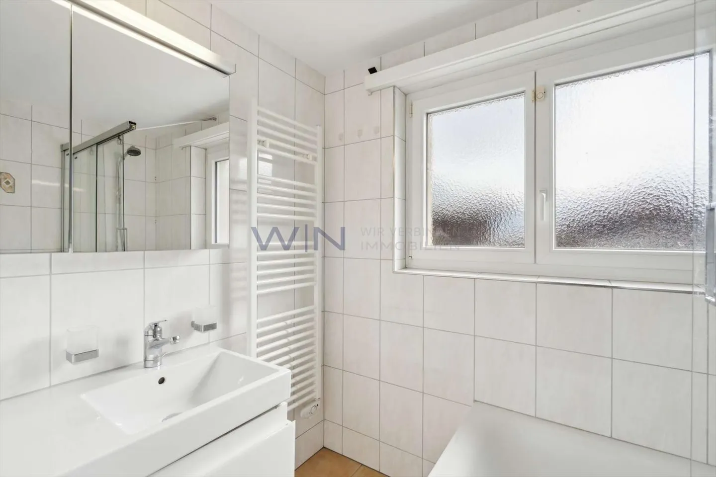 Residential building 12.5 rooms - Photo 11 of 11