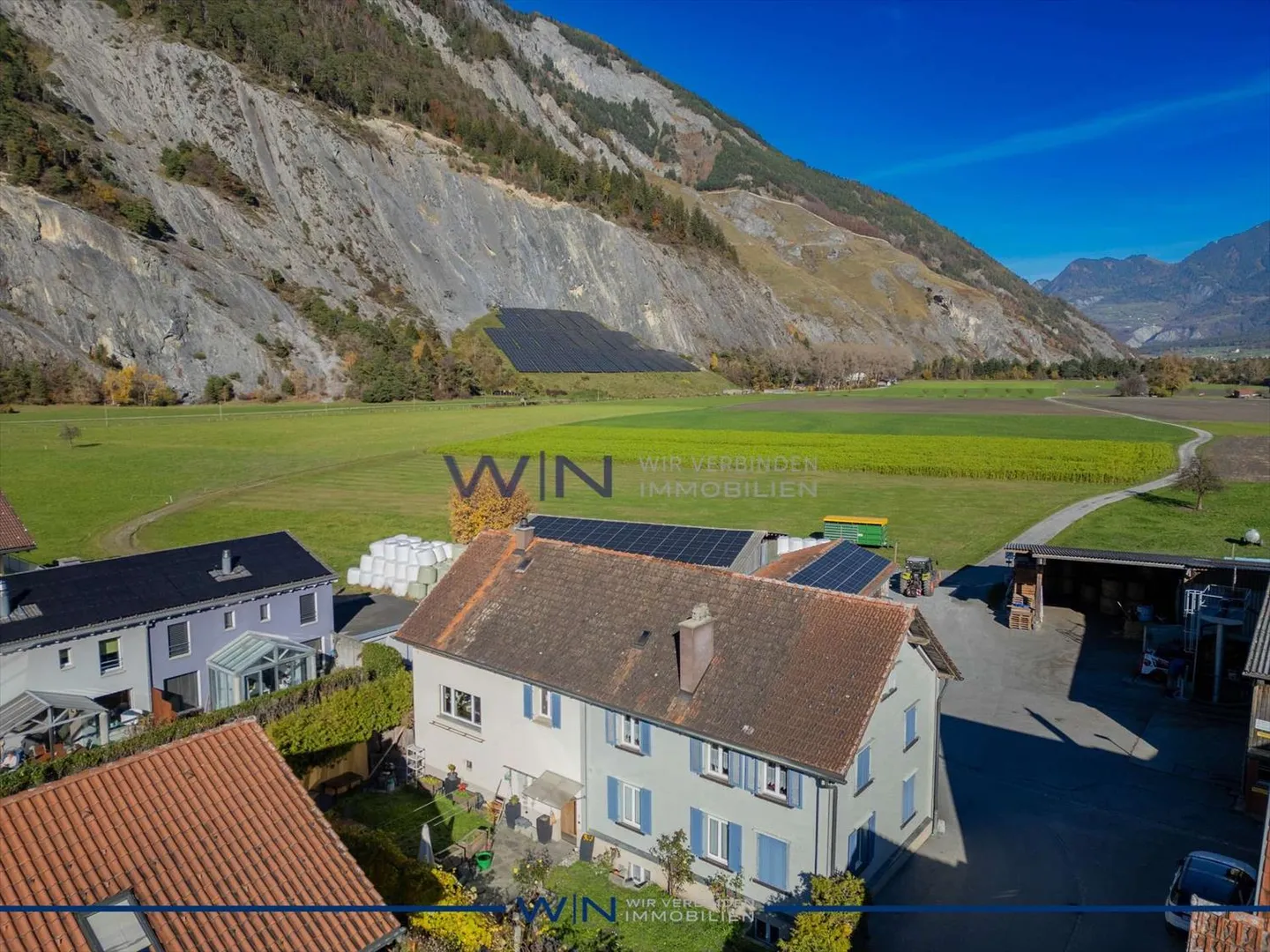 Residential building 12.5 rooms - Photo 6 of 11