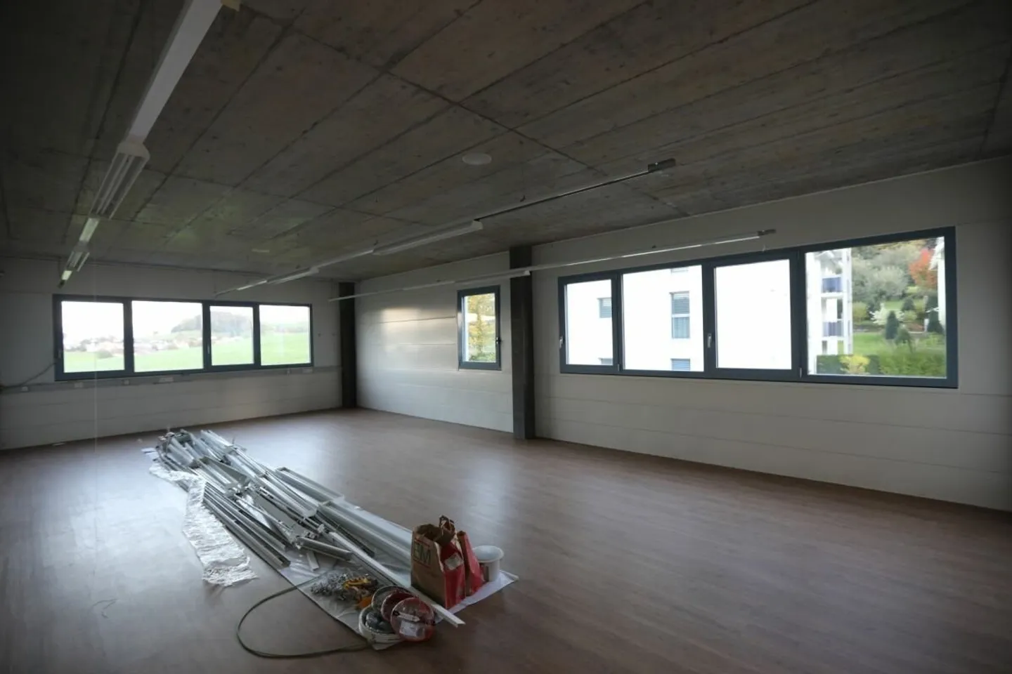 Newly built office or storage space - Photo 2 of 5