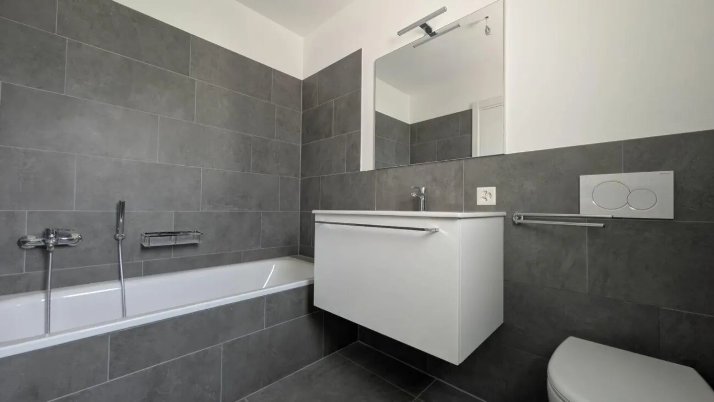 Spacious, modern and new design! - Photo 14 of 17