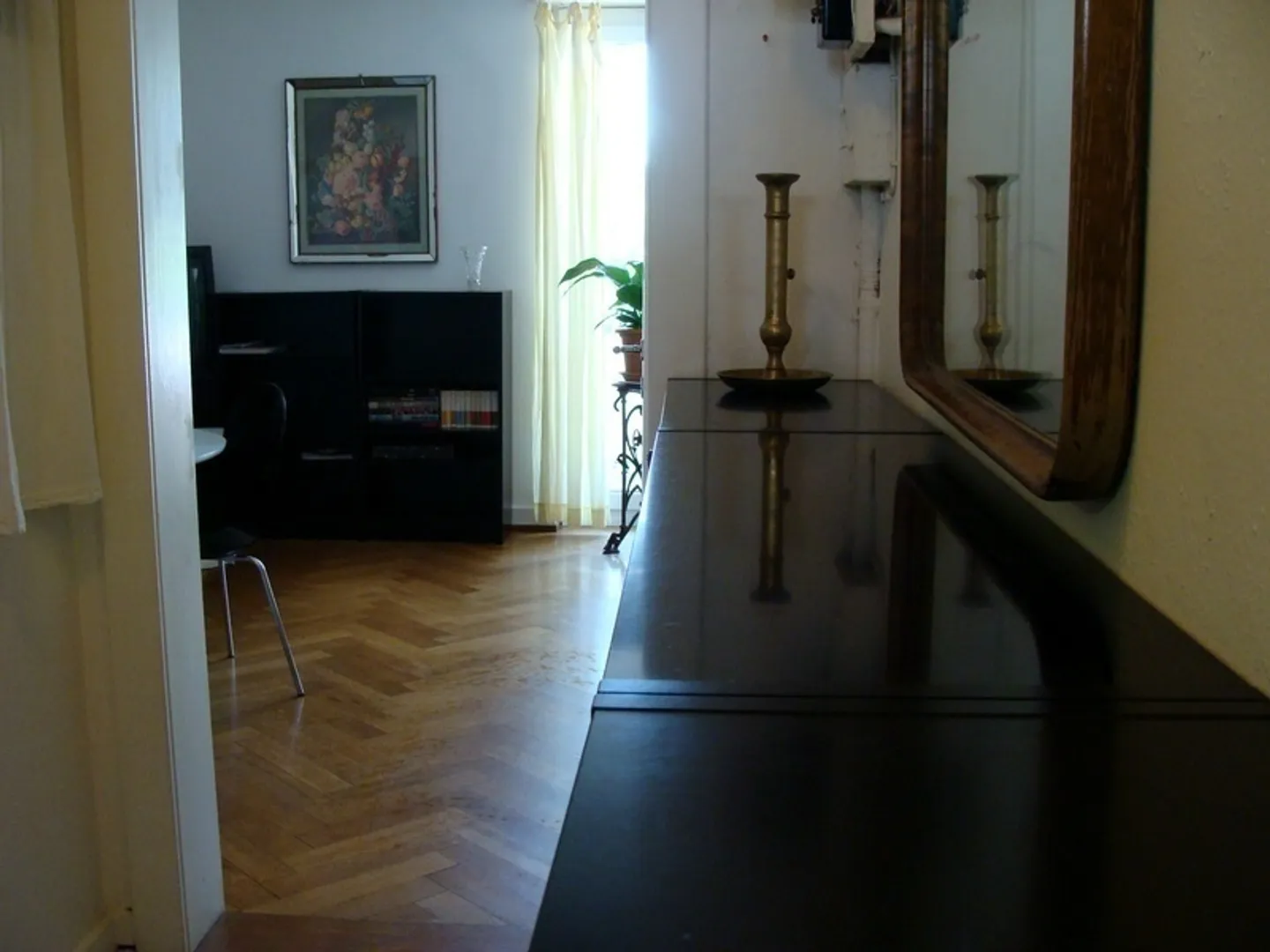 Appartamento Arredato con Balconi - Foto 2 di 10