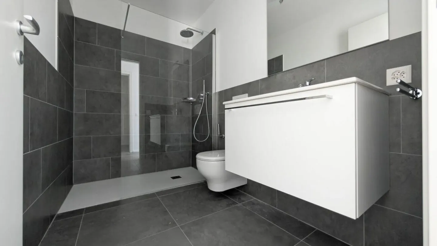 Spacious, modern and new design! - Photo 15 of 17