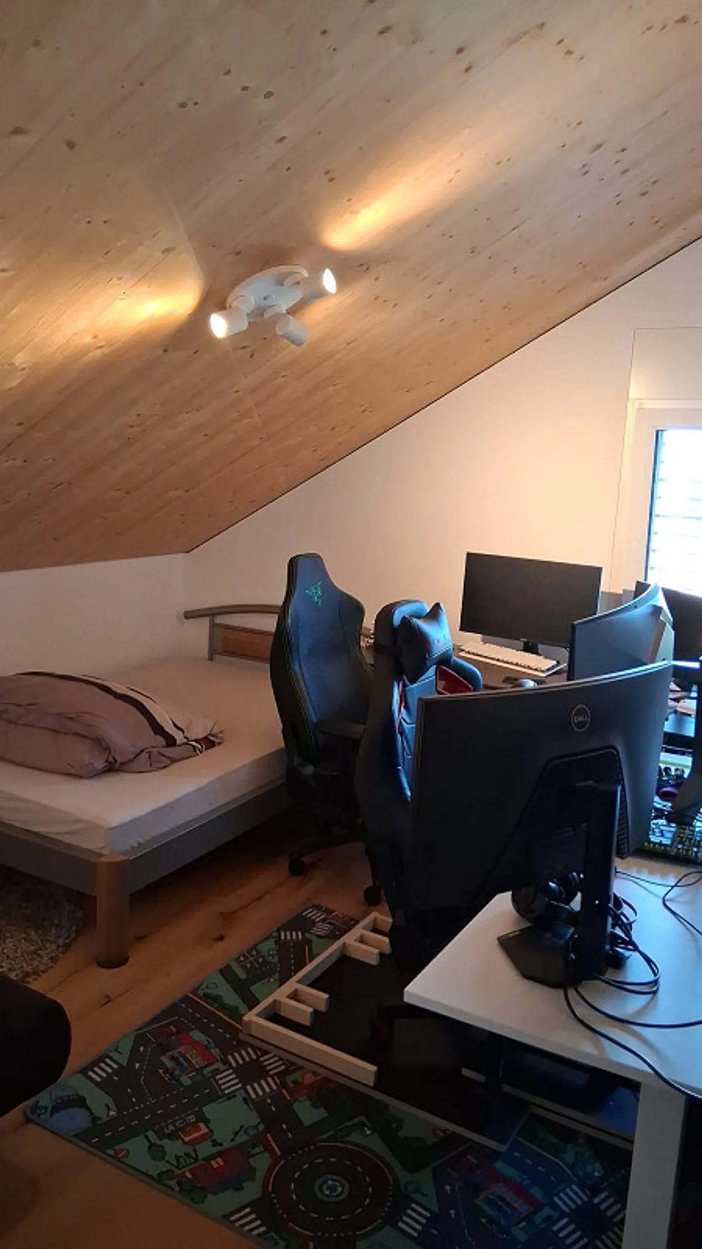 Charmante Dachwohnung in Grabs - Foto 5 von 16