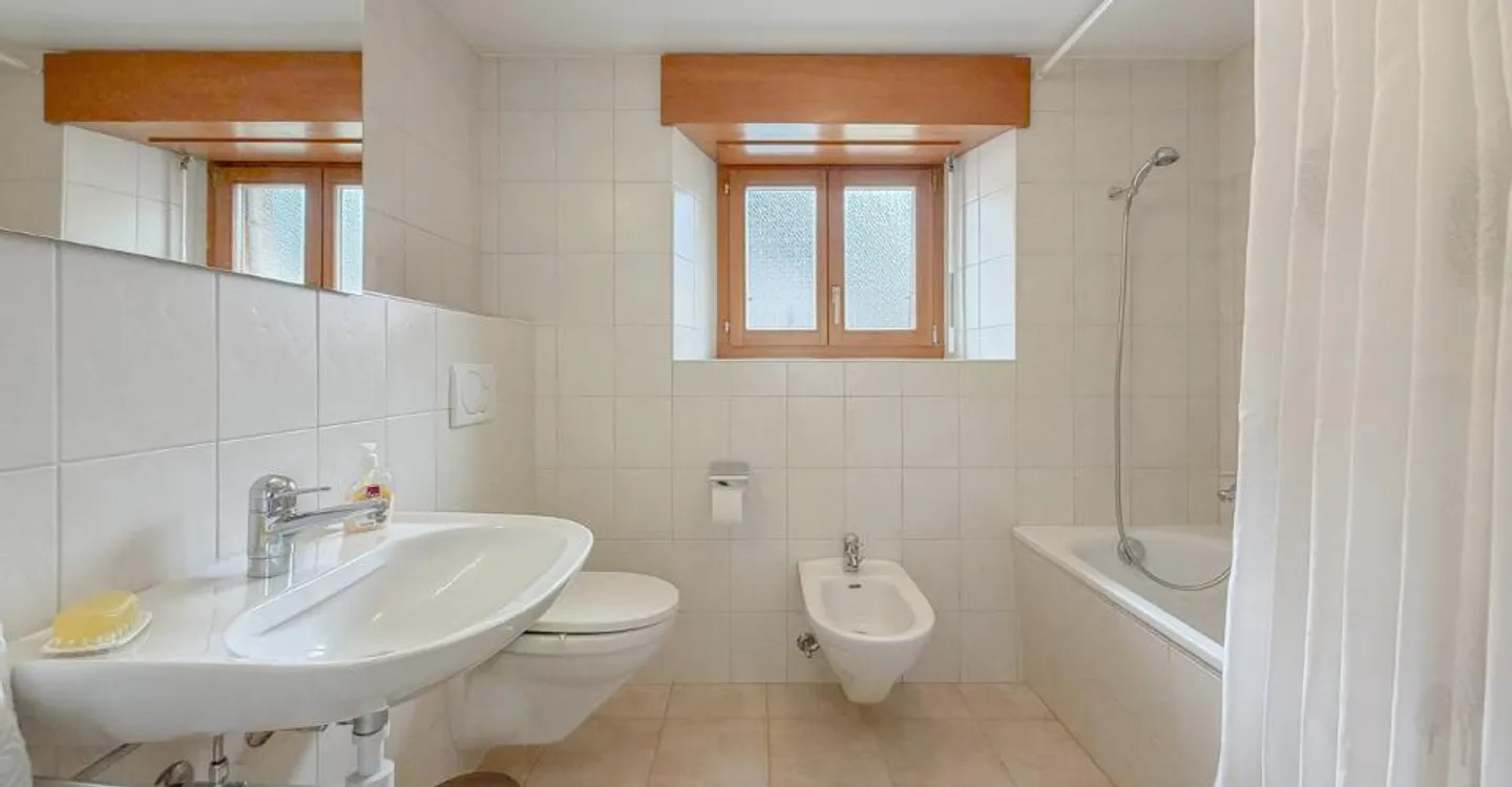 Maison familiale rénovée à Fleurier - Photo 7 sur 13