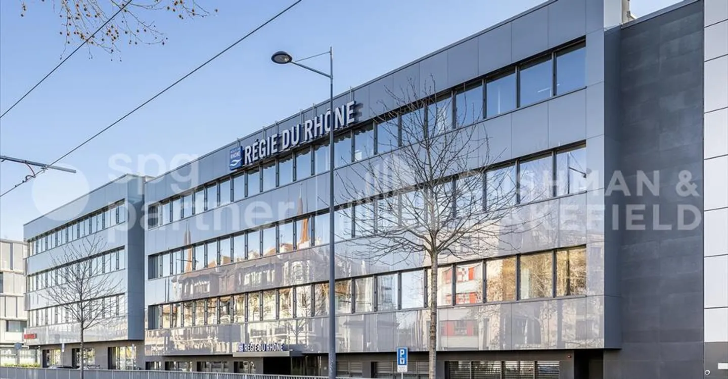 Office space for rent - Photo 1 of 11