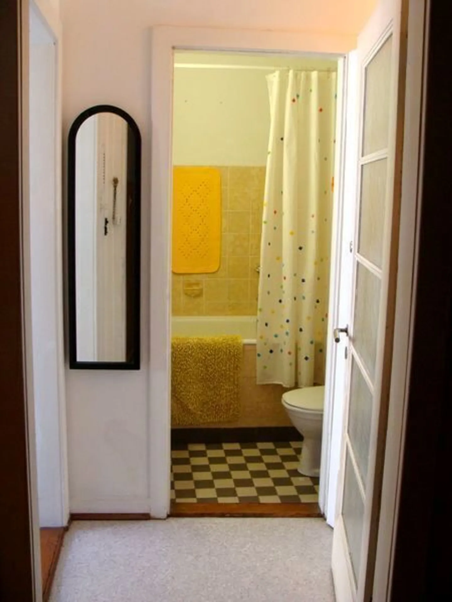 Appartamento Arredato con Balconi - Foto 7 di 10