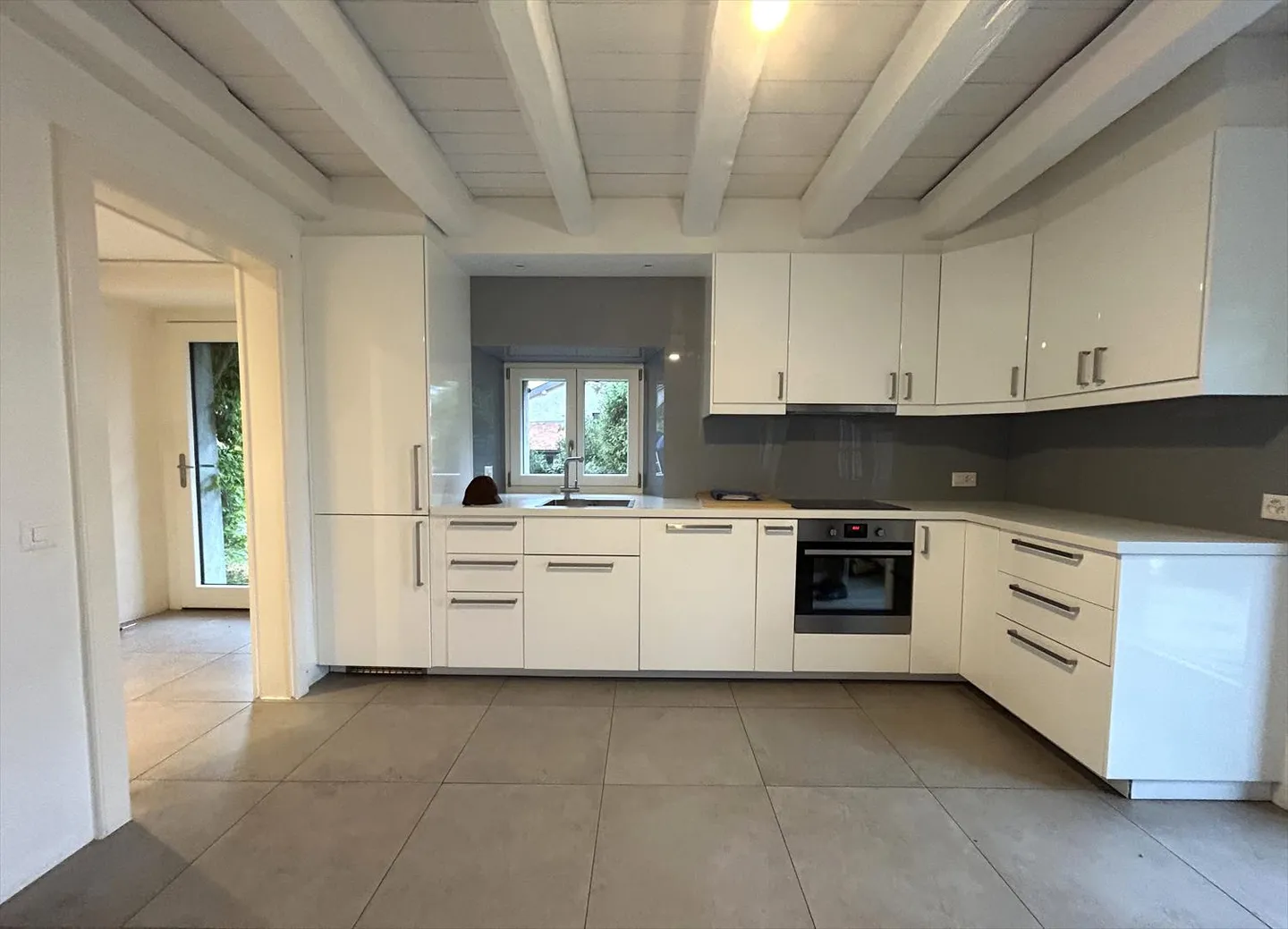 Appartement de 4,5 pièces en duplex avec jardin et terrasse à Jussy - Photo 3 sur 11