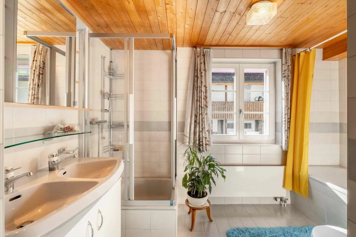 A Home with Character and Space for Your Ideas - Photo 7 of 14