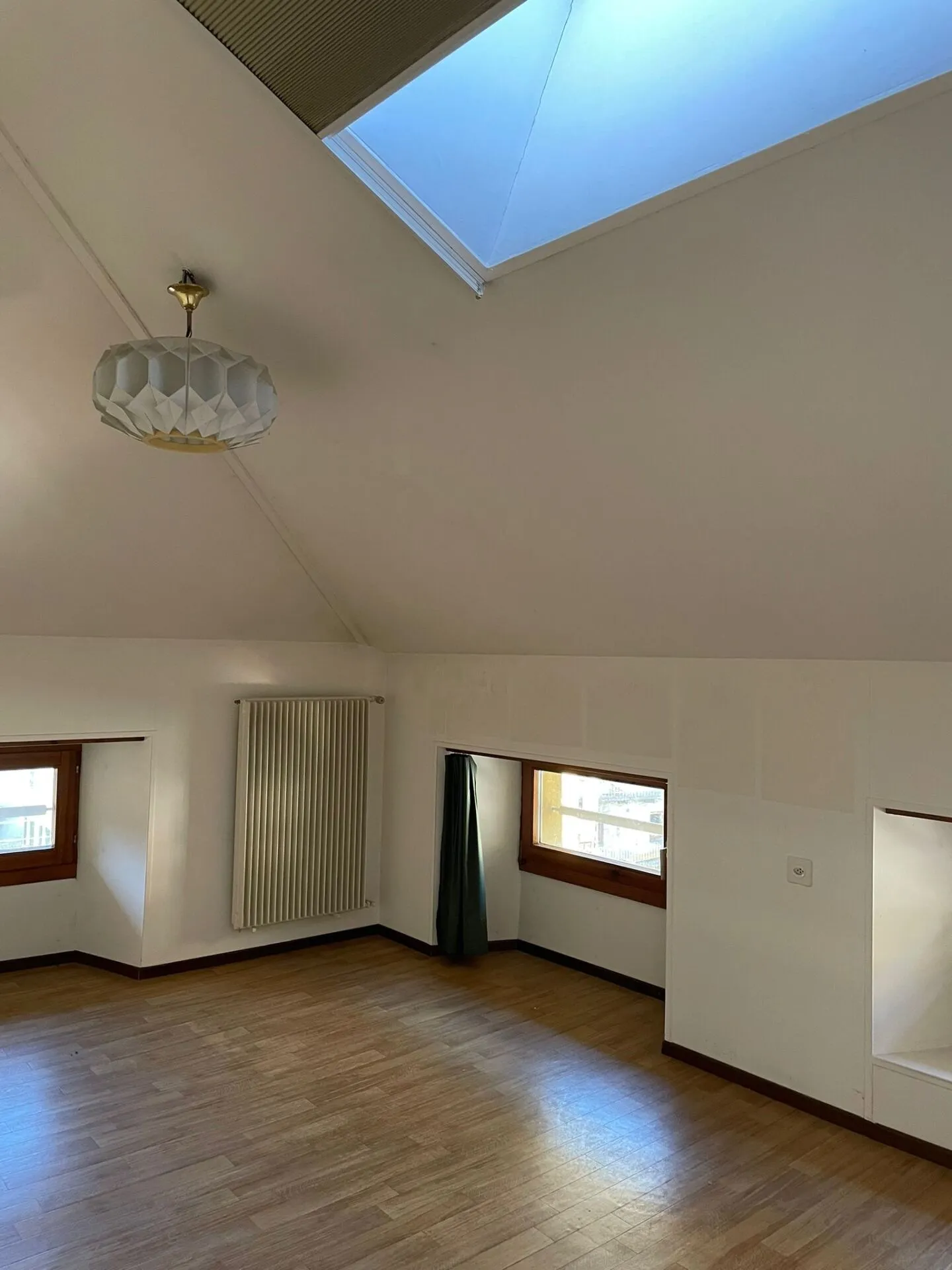 3 APPARTAMENTI di 2 locali/ 3 locali /4 locali prezzi a partire da CHF 190'000.-- - Foto 16 di 26