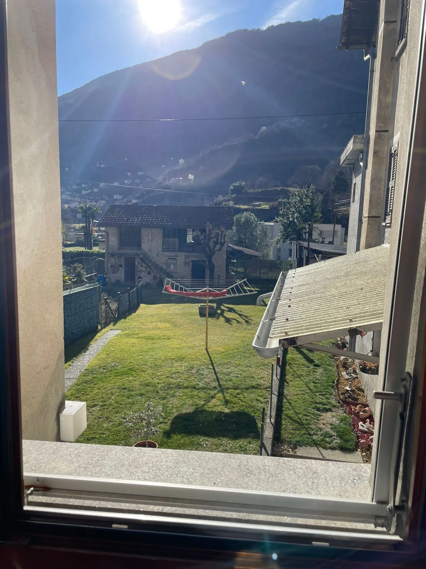 3 APPARTAMENTI di 2 locali/ 3 locali /4 locali prezzi a partire da CHF 190'000.-- - Foto 26 di 26