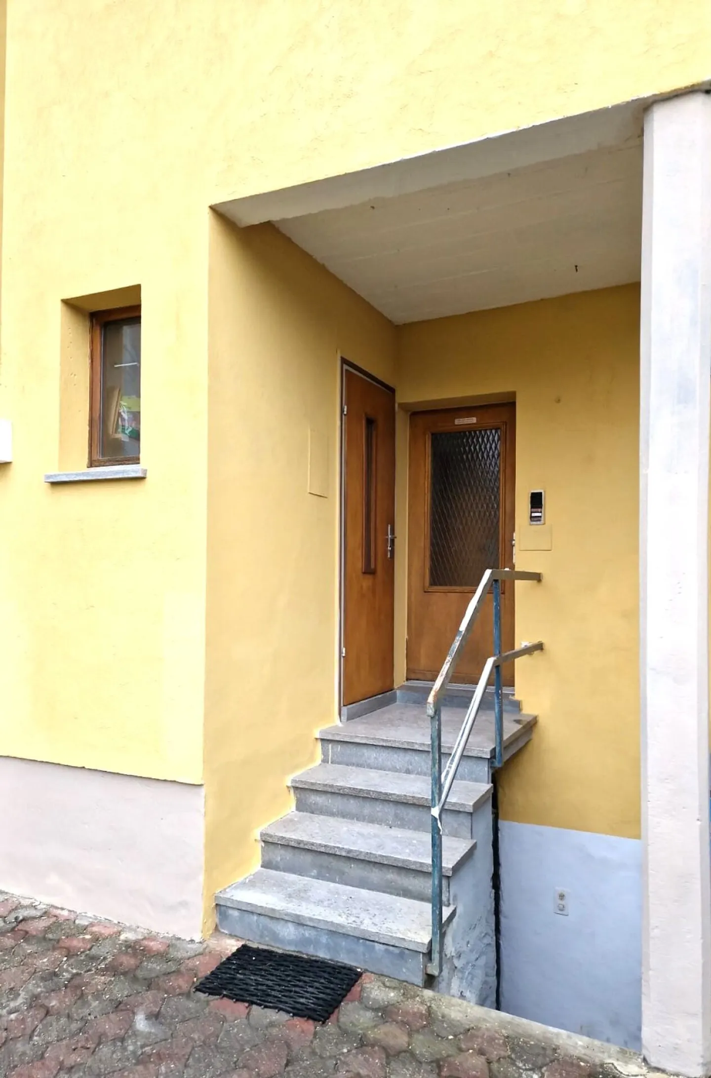 3 APPARTAMENTI di 2 locali/ 3 locali /4 locali prezzi a partire da CHF 190'000.-- - Foto 3 di 26