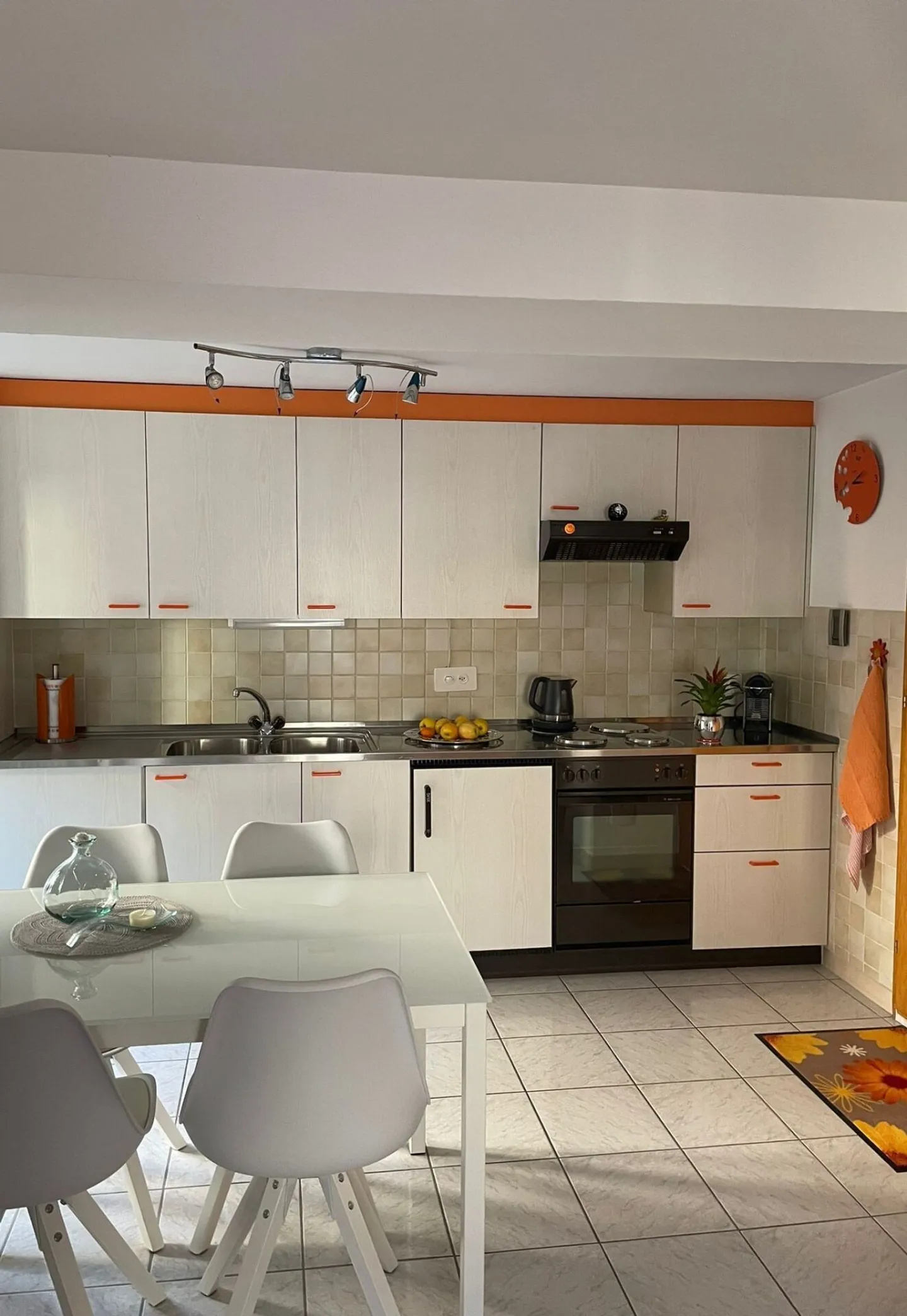 3 APPARTAMENTI di 2 locali/ 3 locali /4 locali prezzi a partire da CHF 190'000.-- - Foto 4 di 26