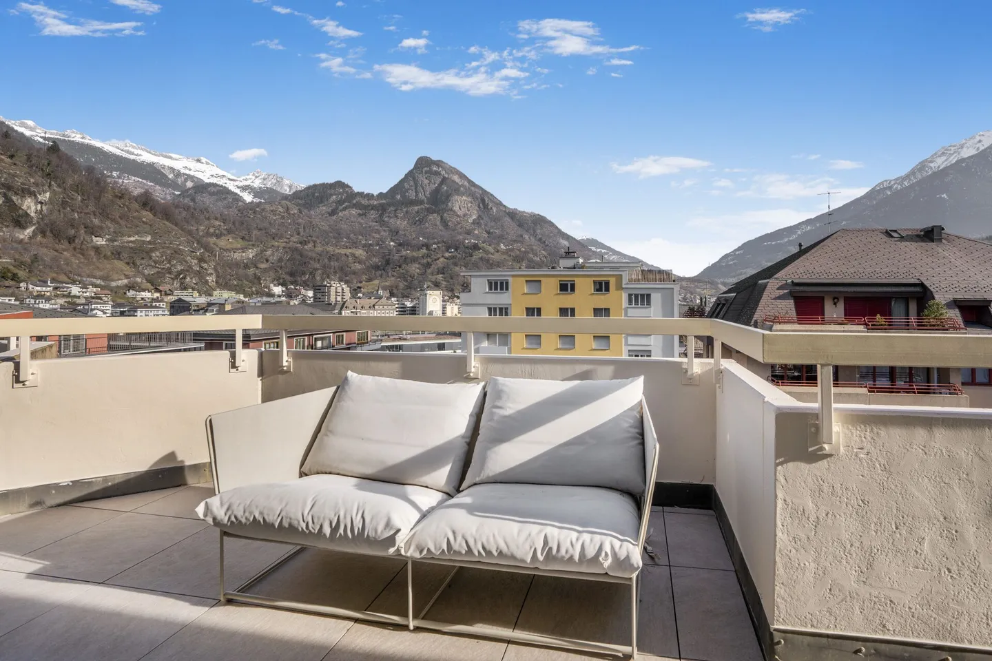 Exklusives Attika-Studio im Herzen von Brig - Luxus, Komfort und beste Lage - Foto 7 von 7