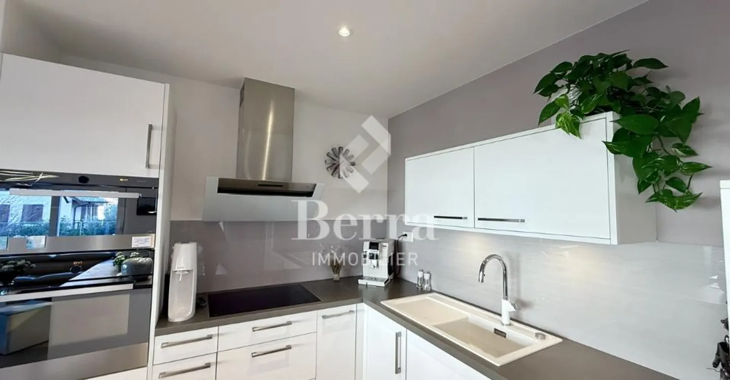 Superb high-end apartment in the center of Martigny - Photo 7 of 12