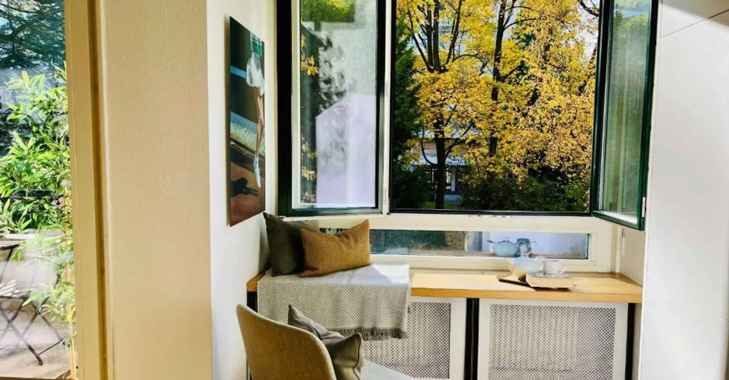 Exclusively: Elegant 3-room apartment renovated with balconies - Photo 10 of 11
