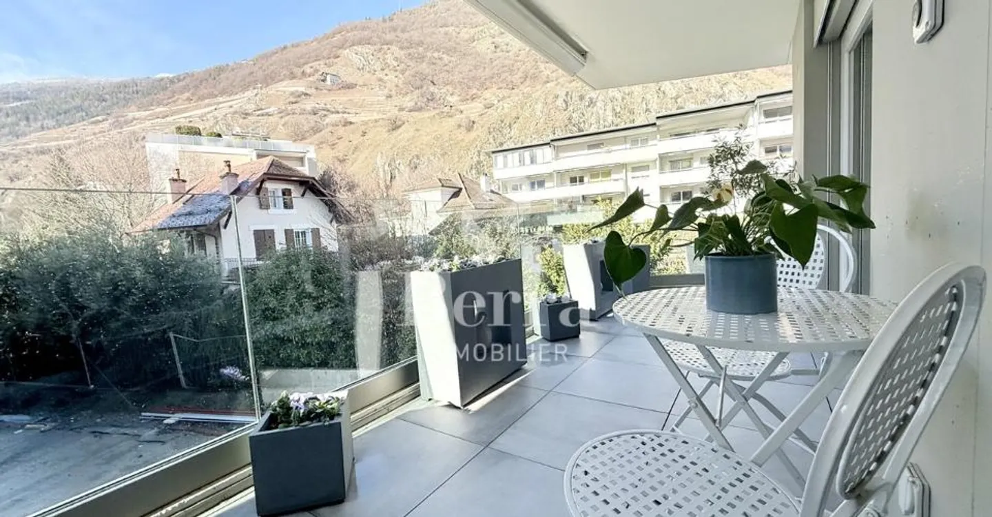 Superb high-end apartment in the center of Martigny - Photo 9 of 12
