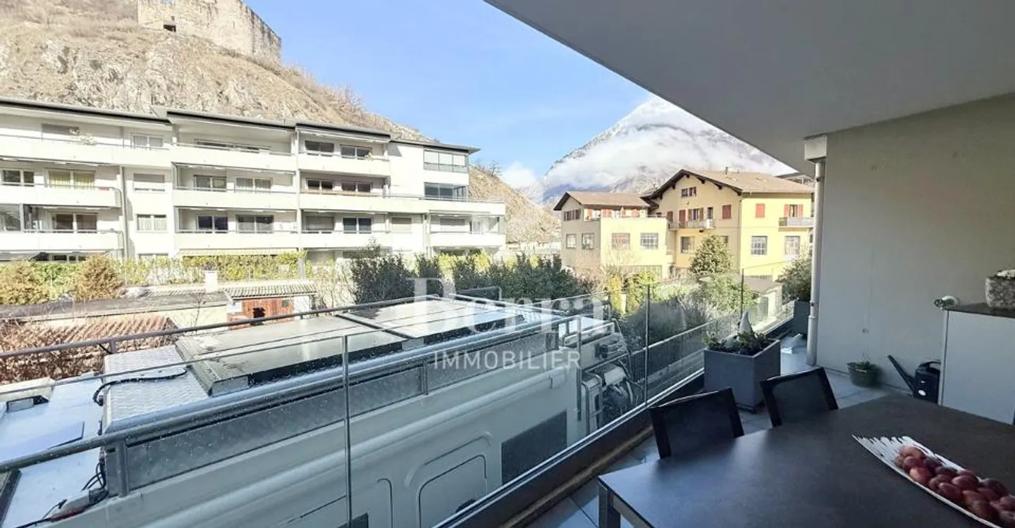 Superb high-end apartment in the center of Martigny - Photo 10 of 12