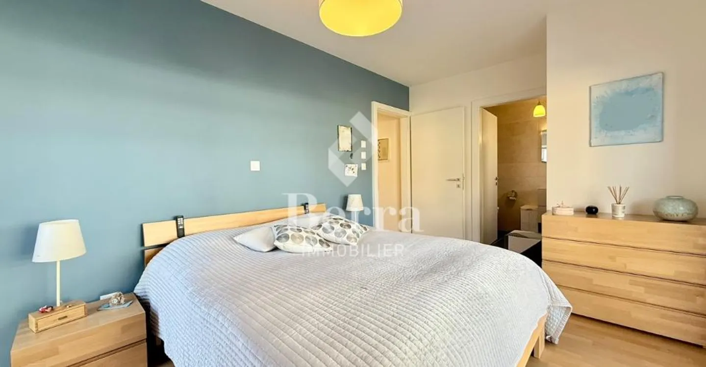Superb high-end apartment in the center of Martigny - Photo 11 of 12