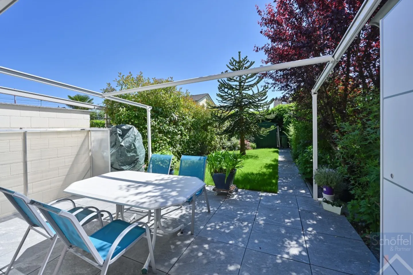 Casa a schiera 5 1/2 locali con giardino ben curato - Foto 4 di 39