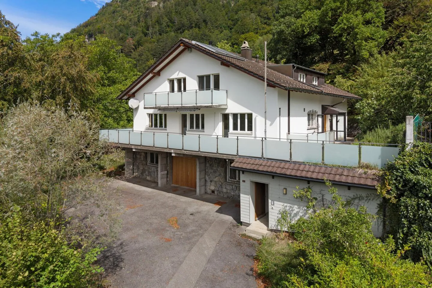 Aussergewöhnliches Duplex mit Aussicht - Foto 1 von 11