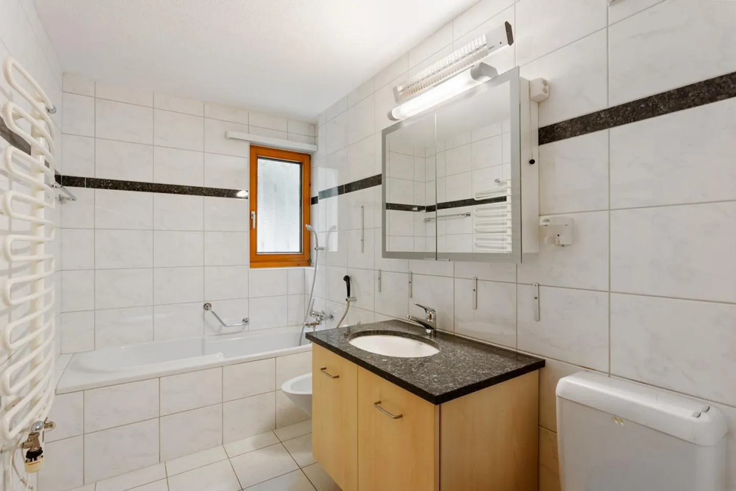 Aussergewöhnliches Duplex mit Aussicht - Foto 6 von 11