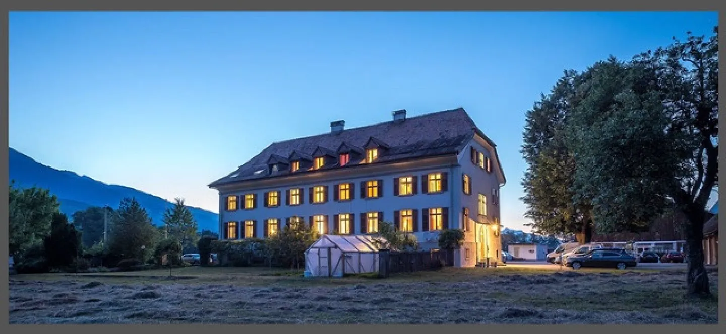 Gepflegte Liegenschaft mit einer top Rendite (10.7%) und Bergsicht - Photo 15 of 15