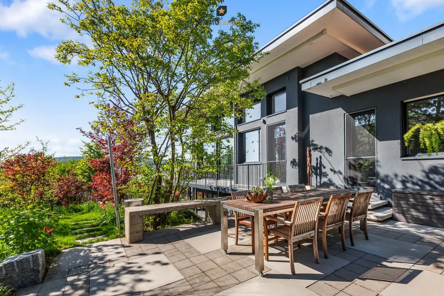 «Architektenvilla mit Atrium, Pool und Panoramaseesicht.» - Foto 1 von 13