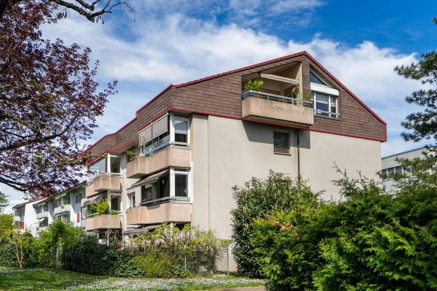 OPENHOUSE : 29.11.2025 DE 09H00 À 11H00 Appartement en attique spacieux de 4,5 pièces avec 2 places de parking dans un emplacement central - Photo 13 sur 13