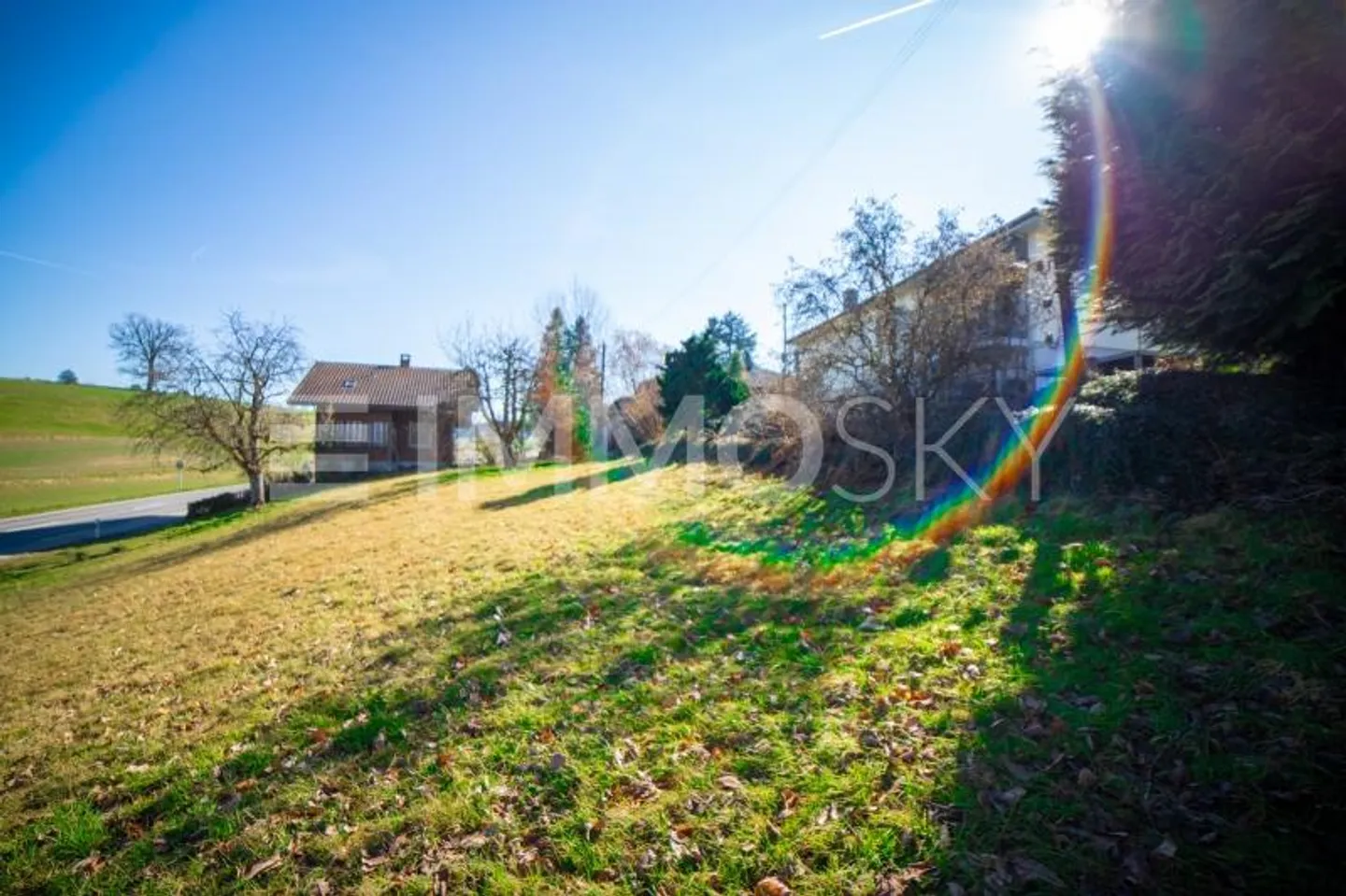 Perfect basis for your dream home: Large building land with project - Photo 1 of 3