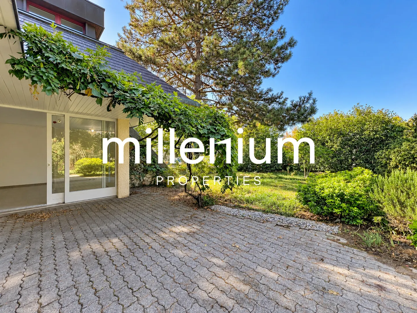 Renovated Detached Villa with Garden in Veyrier - Photo 1 of 11