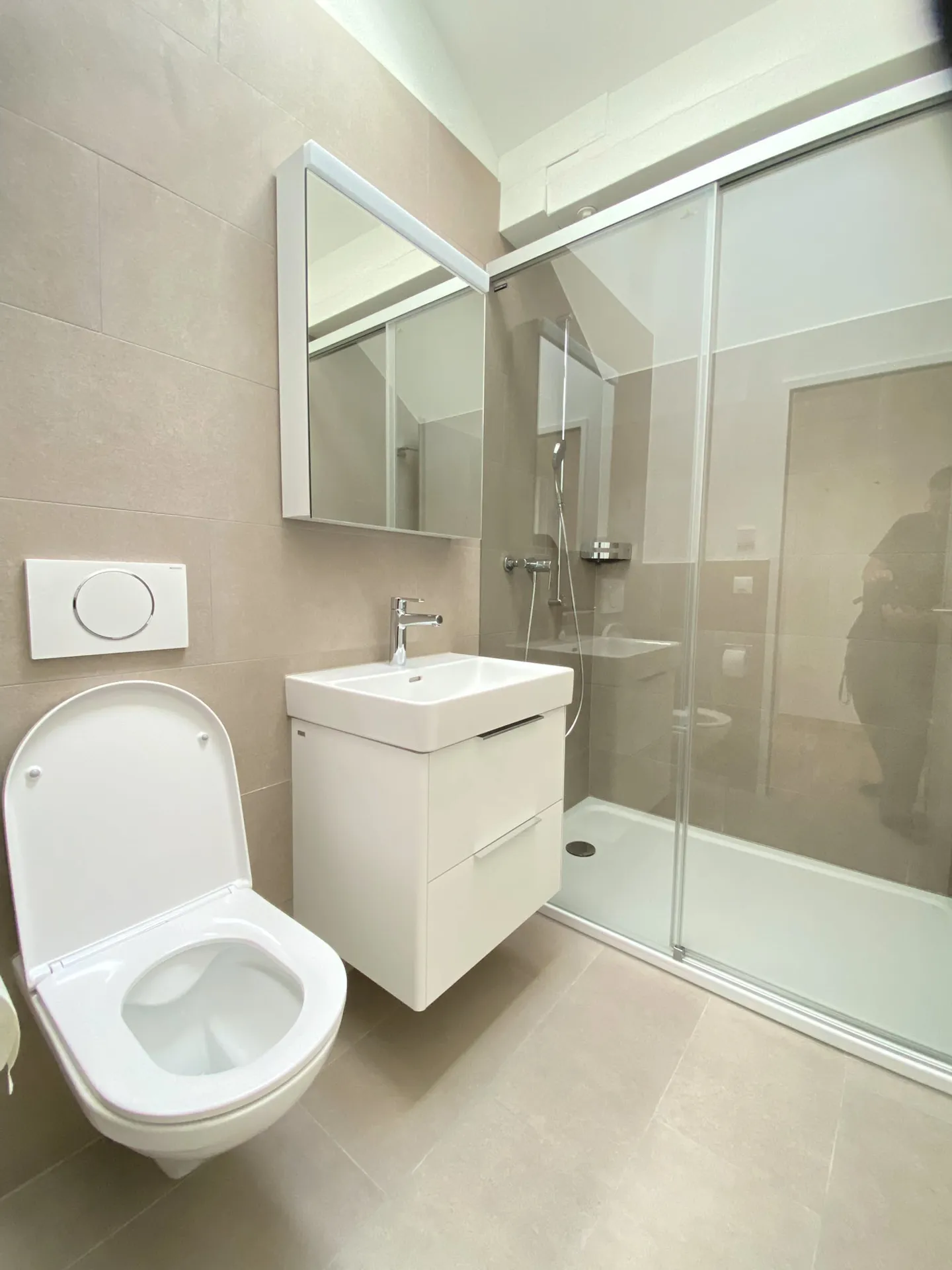 Appartement en duplex rénové de haute qualité - Photo 8 sur 12