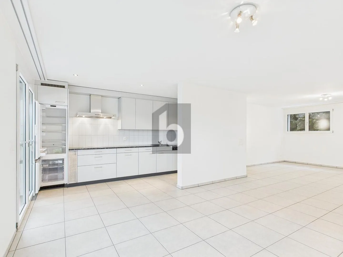 ZENTRAL AN RUHIGER LAGE - Foto 2 von 6