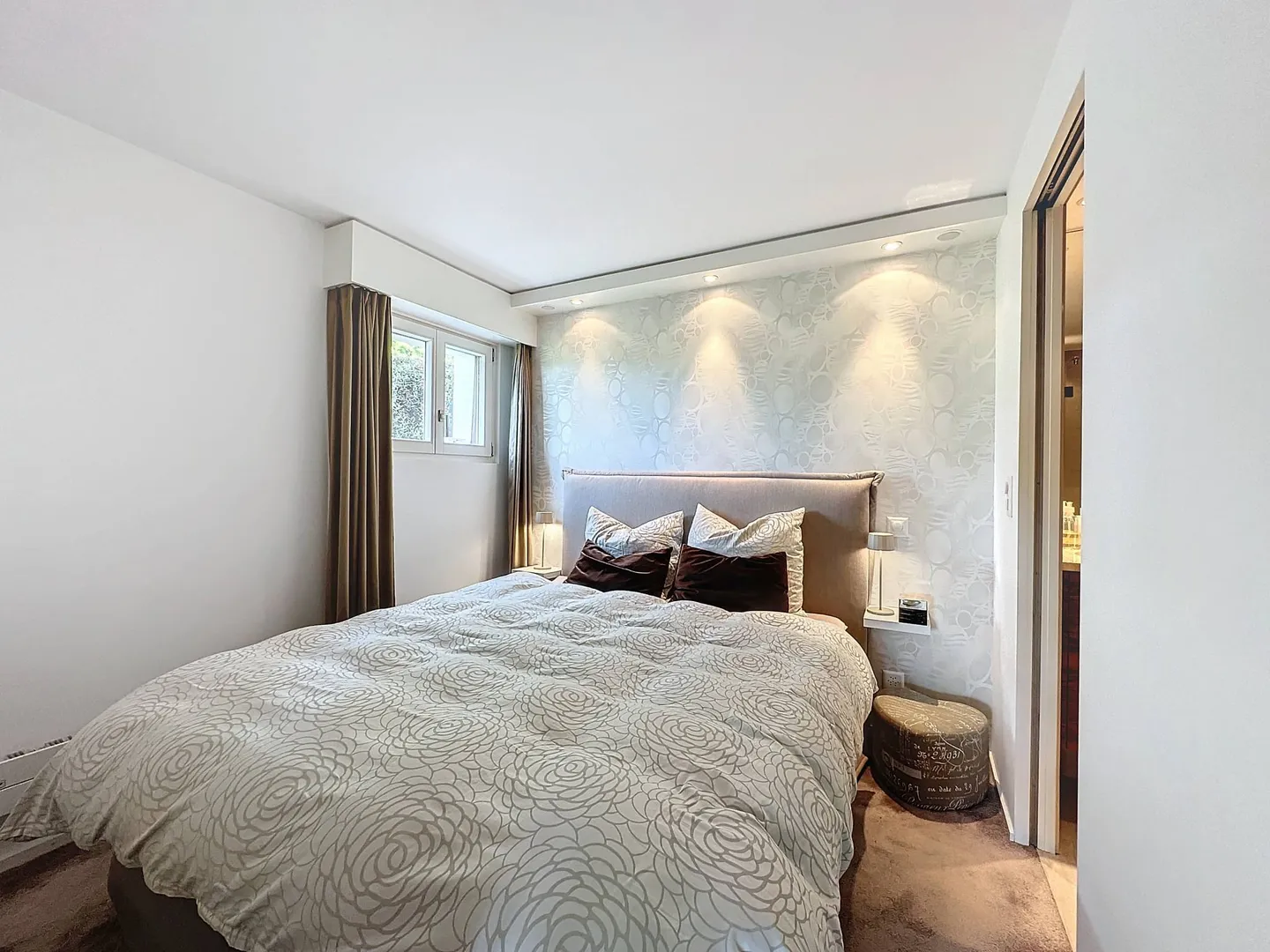 Charming Apartment - Ground Floor - 1 Bedroom - Photo 8 of 12