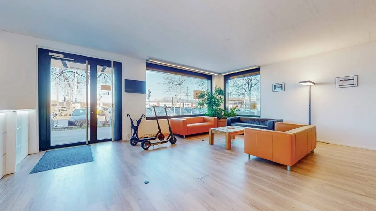 Elegant Office Space in Pfäffikon - Photo 4 of 9