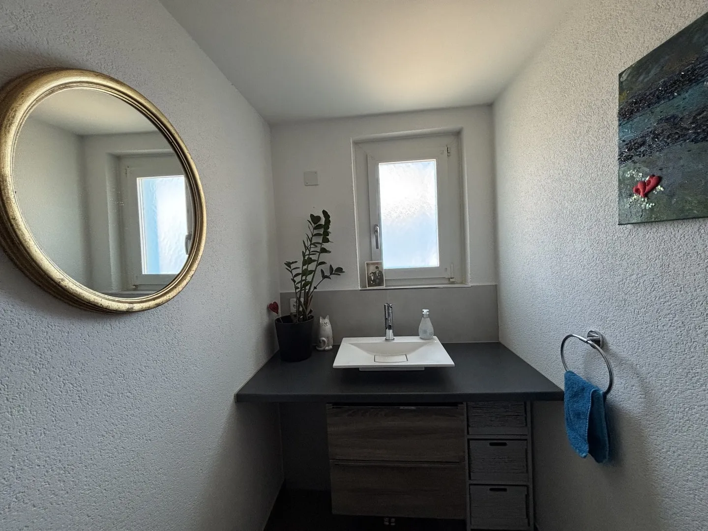 Cozy Home in a Central Prime Location - Photo 12 of 23