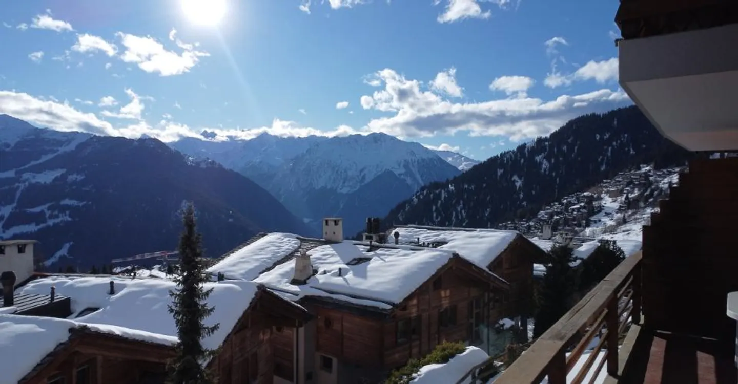 Helles Apartment mit atemberaubendem Blick - Foto 7 von 9