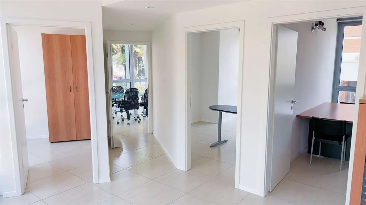 Bureau à louer dans un emplacement très bien desservi - Photo 6 sur 7