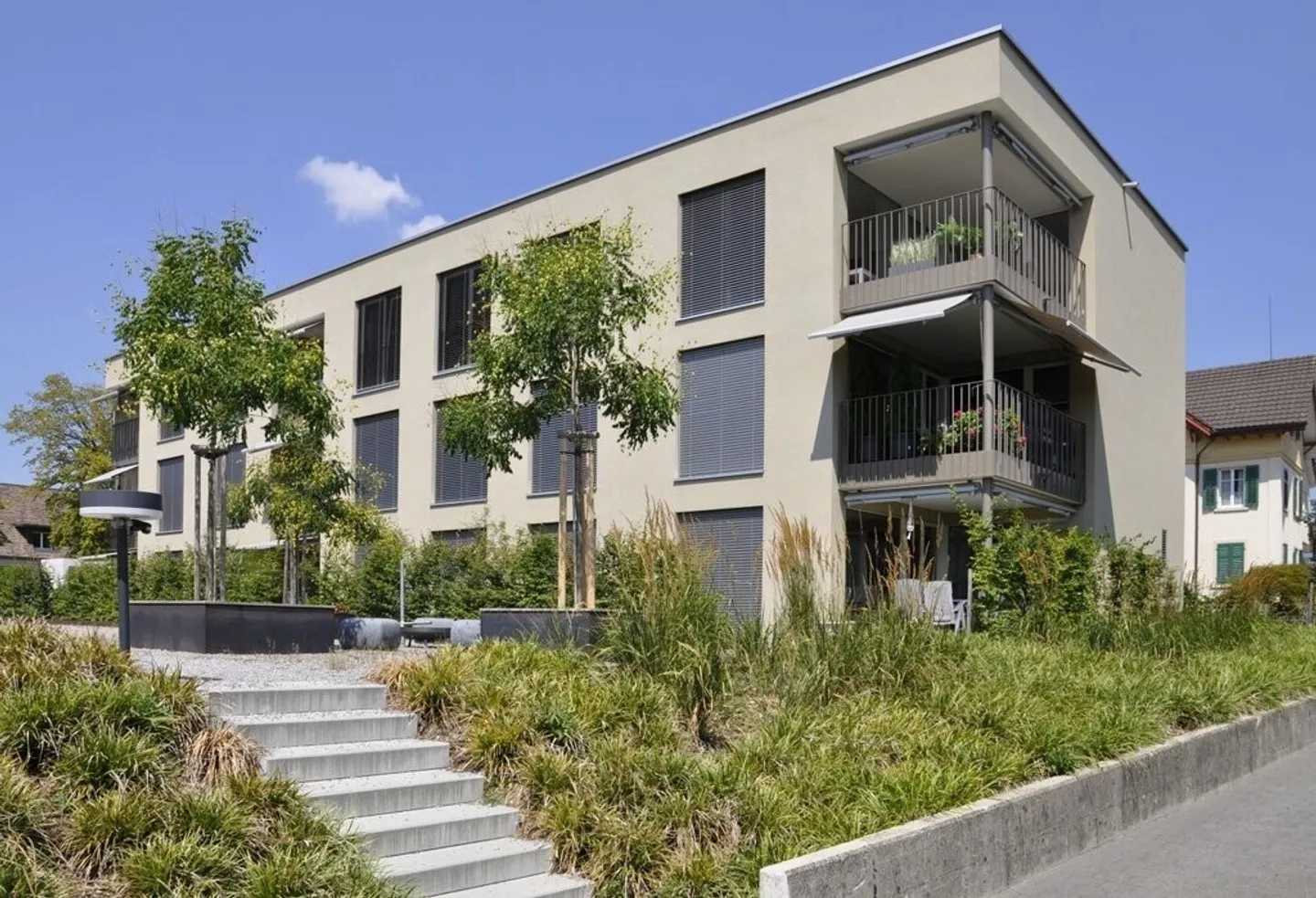 Petit mais bien près du lac de Pfäffikon - Photo 1 sur 6