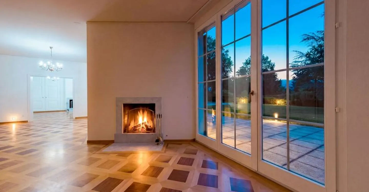 Magnificent family property with pool and large plot - Photo 10 of 12