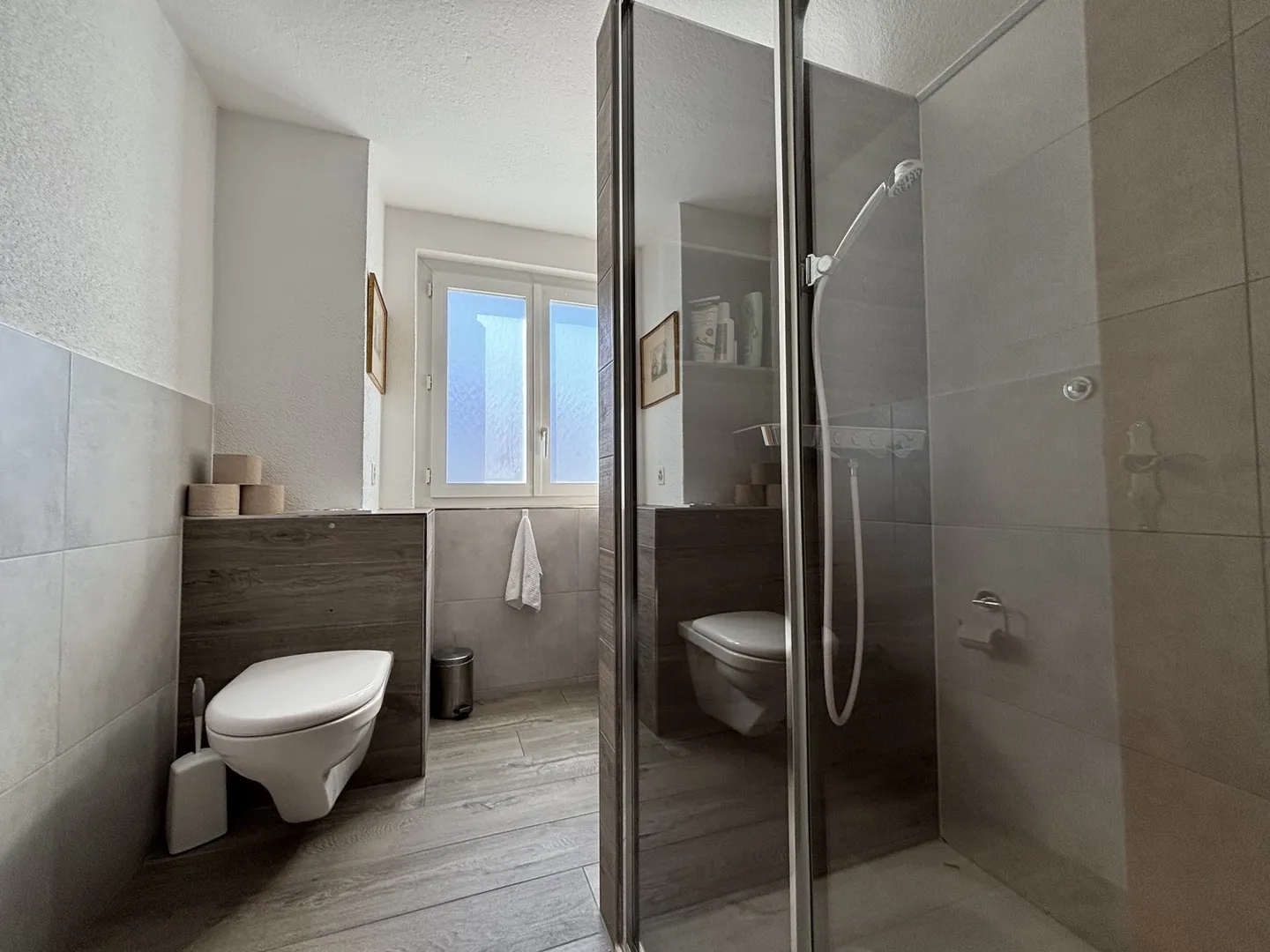 Cozy Home in a Central Prime Location - Photo 14 of 23