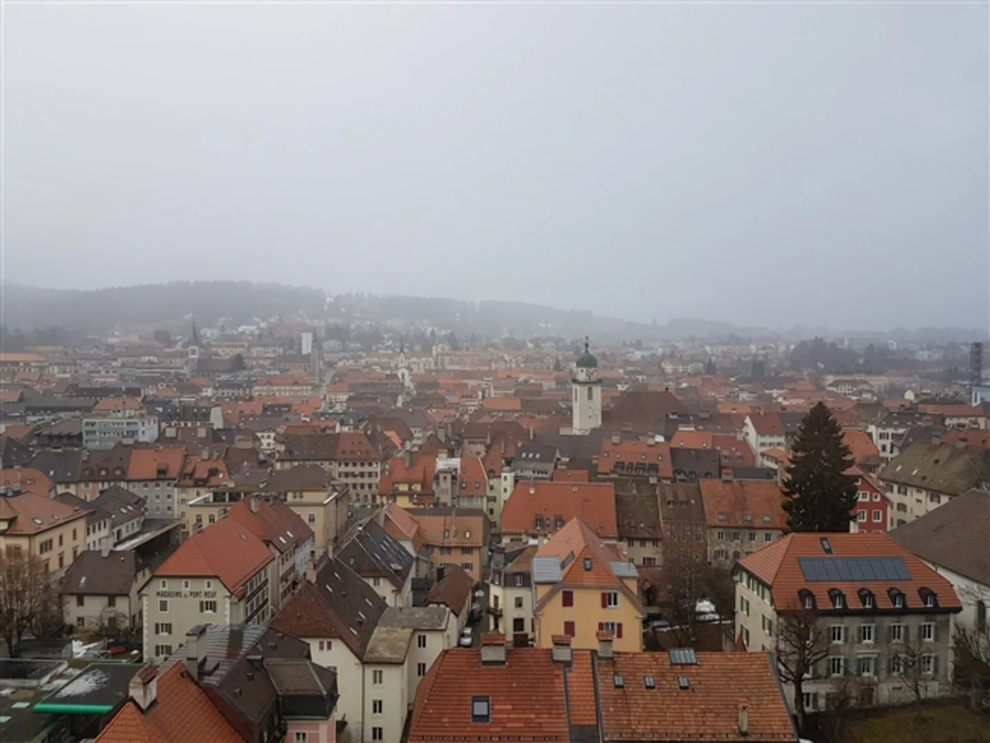 La Chaux-de-Fond, 2 Pièces - Photo 1 sur 6